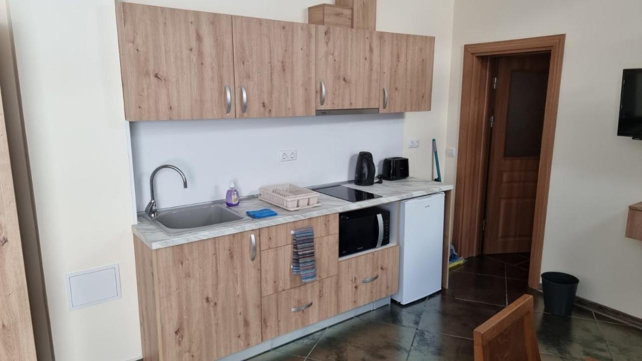 Бутикови Студиа Брита Kranewo Exterior foto