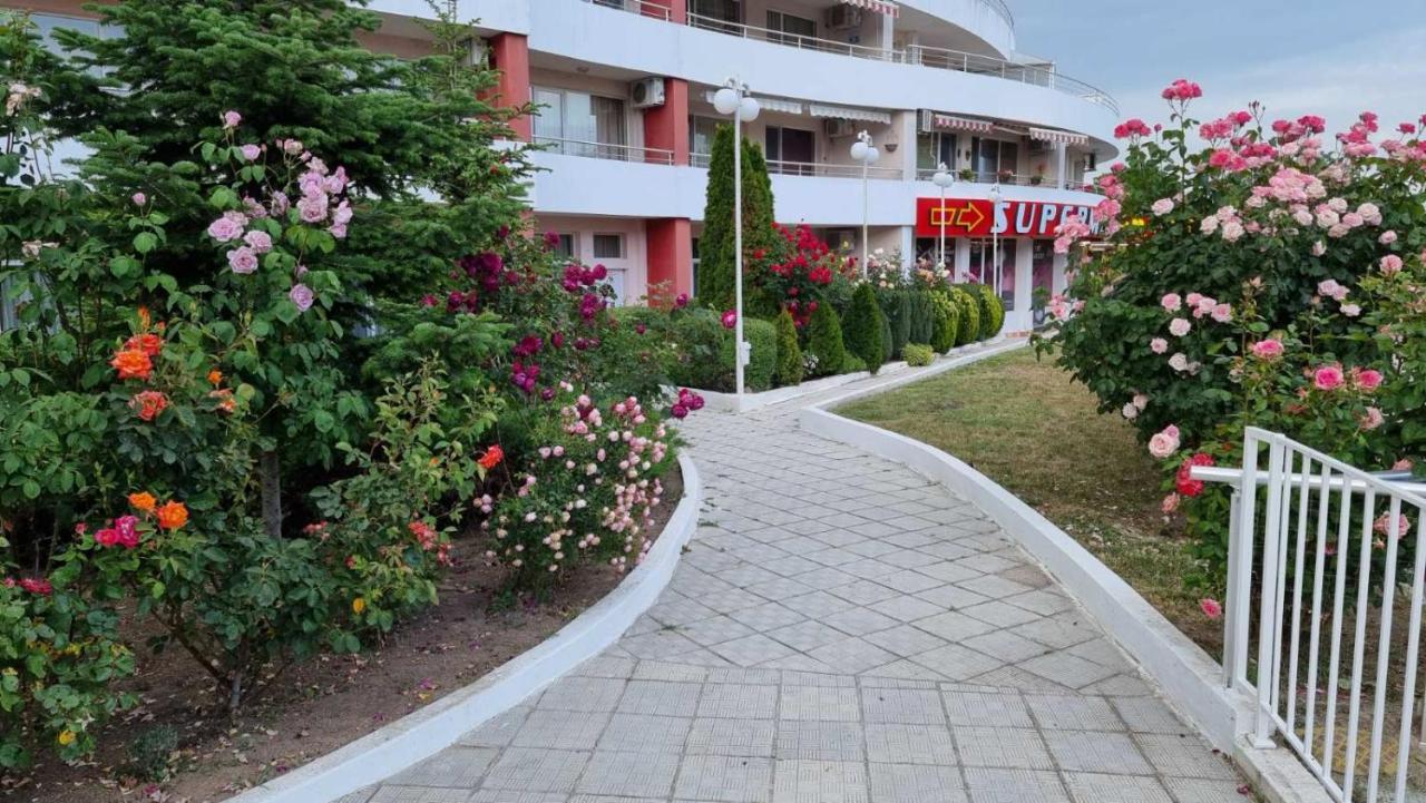 Бутикови Студиа Брита Kranewo Exterior foto